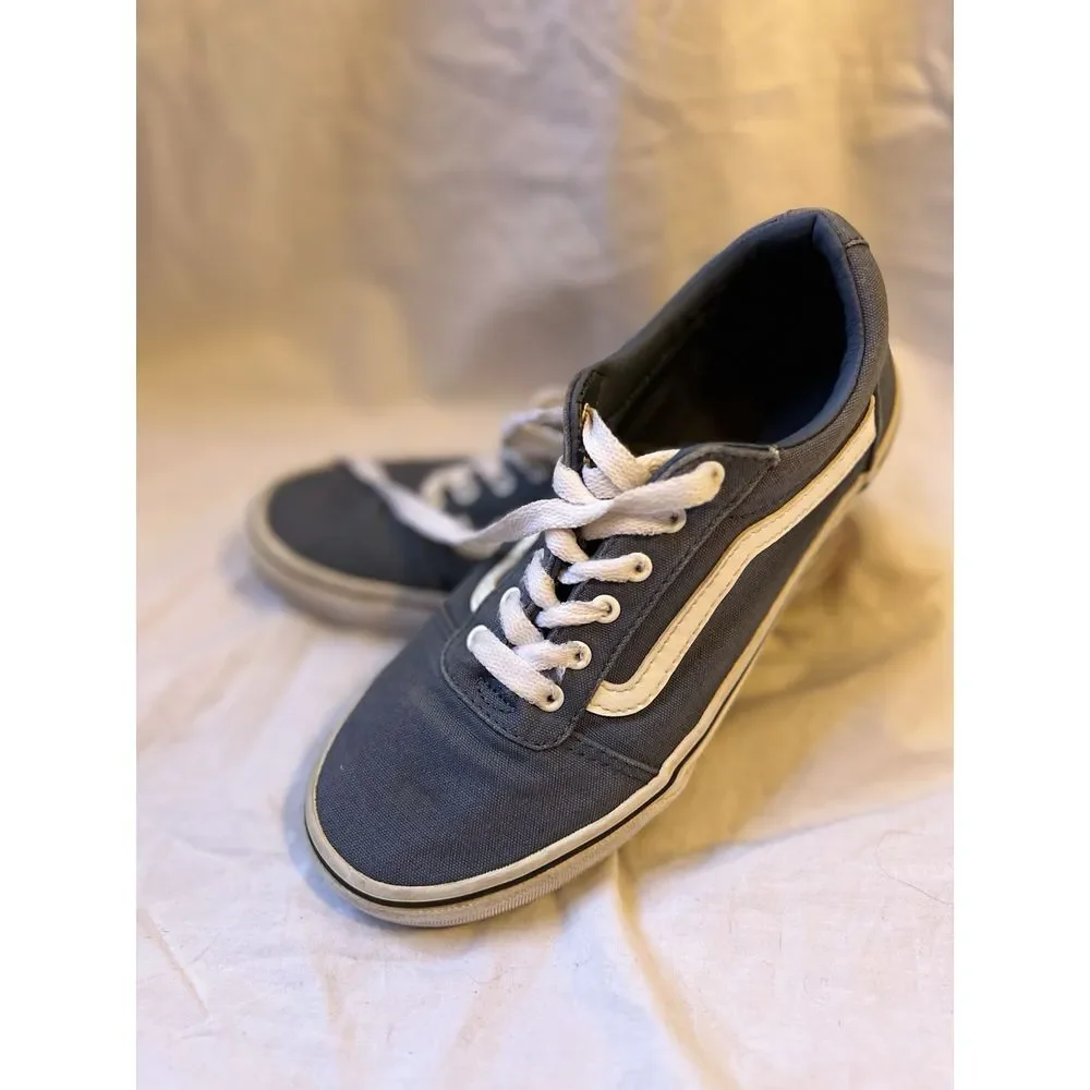 Youth‎ Vans Slip On Shoes Size 3.5
